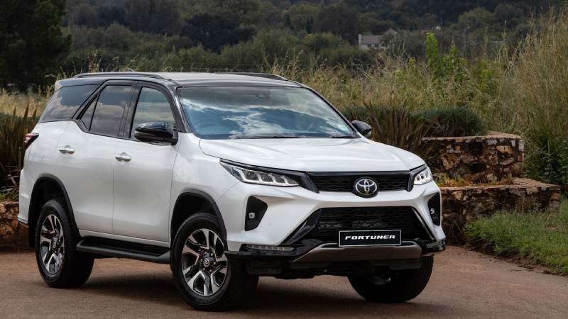 Luxury Fortuner Car in Chandigarh